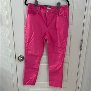 Crown & Ivy Pink Ankle Cropped Jeans